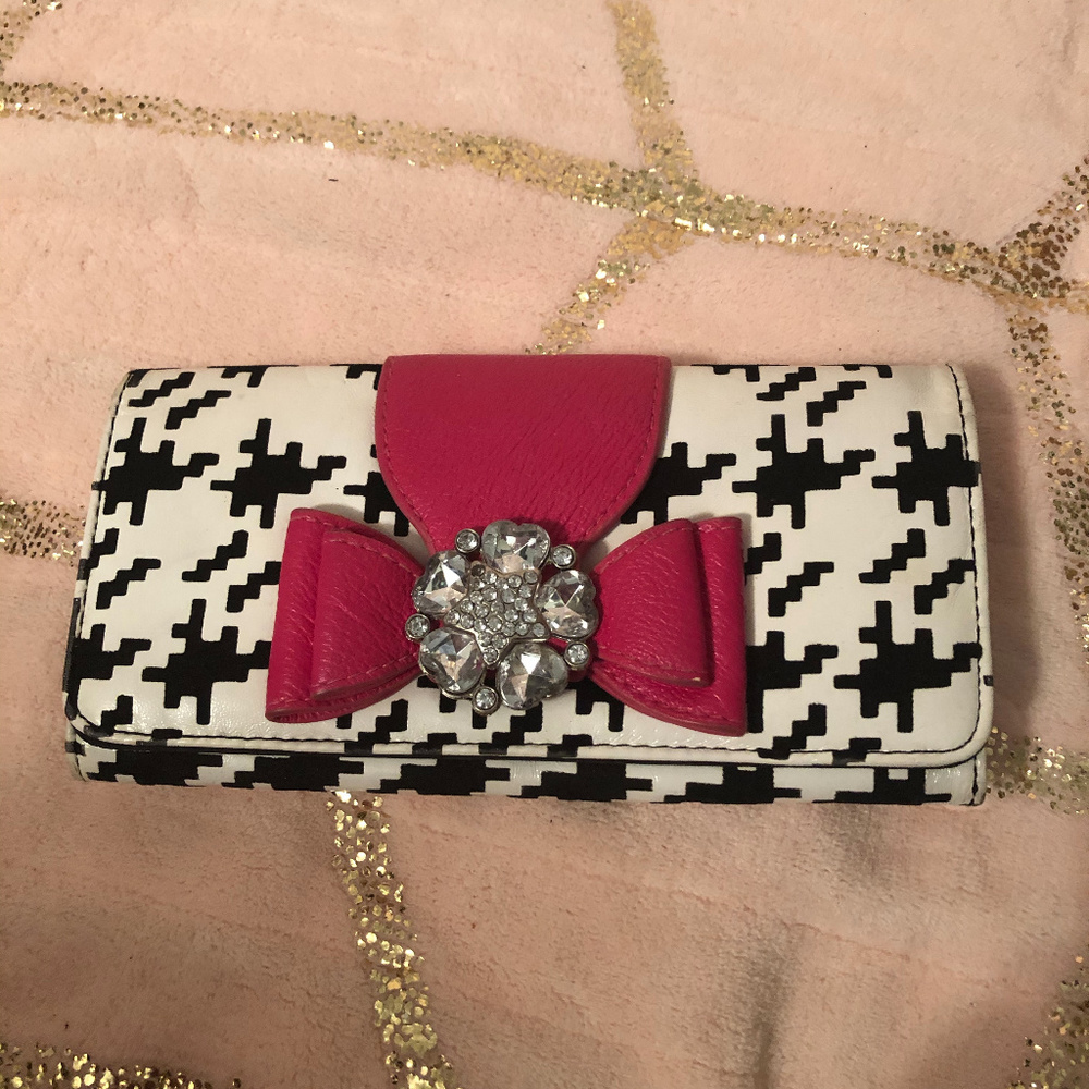 HOUNDSTOOTH WITH PINK BOW WALLET